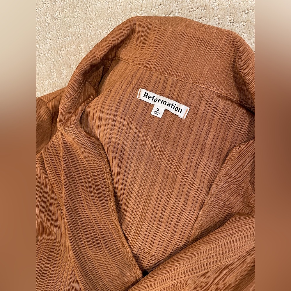 Reformation | Thomas Caramel Ribbed Collared Top - Picture 3 of 4